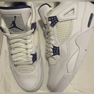 Jordan 4 Metallic Purple US SIZE 11 MENS